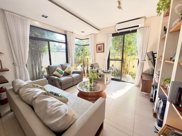 4 bedroom house & lot in Cebu City property exterior