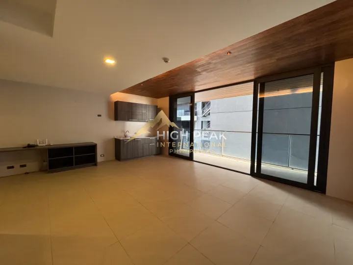 condominium in Lapu-Lapu City property exterior