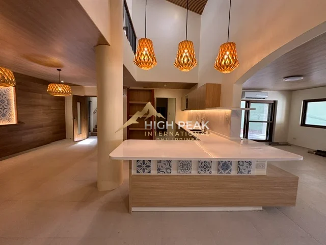 Renovated 4 Bedroom Estate with Entertainment Room, Ma. Luisa Phase 1, Cebu City, photo 1