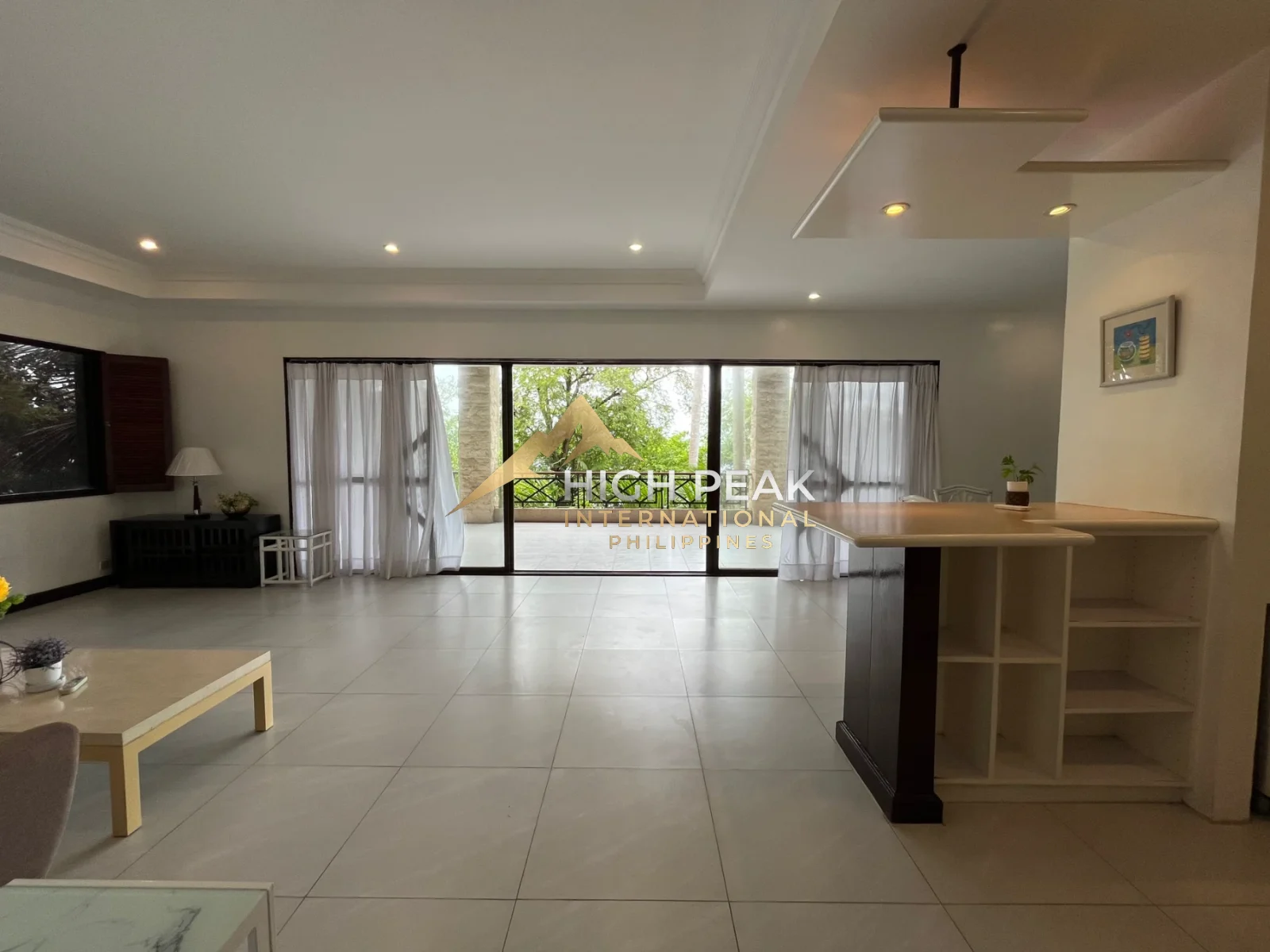 3 bedroom condominium in Punta engano interior photo 1