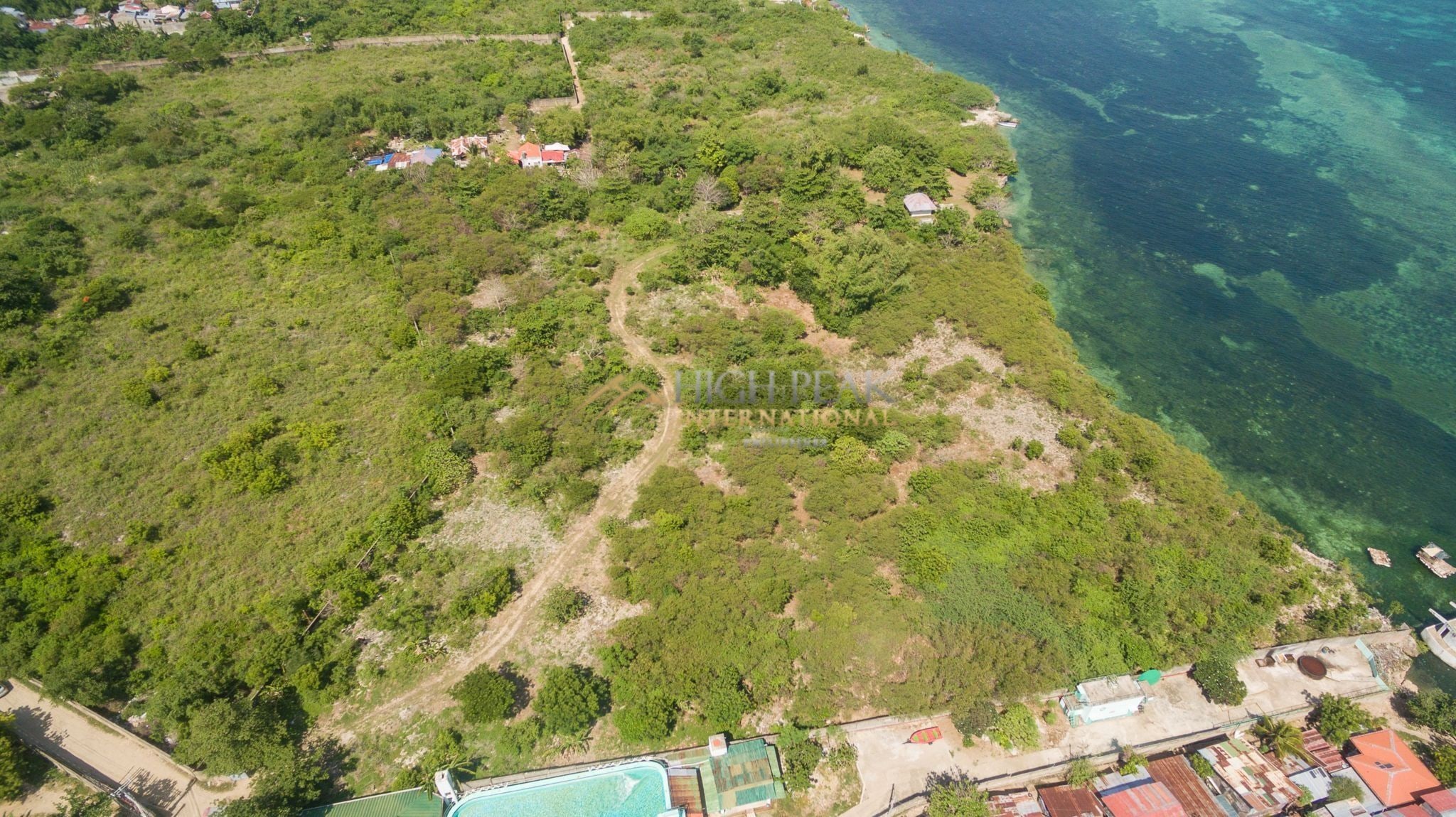 beach properties in Lapu-Lapu City thumbnail photo 5