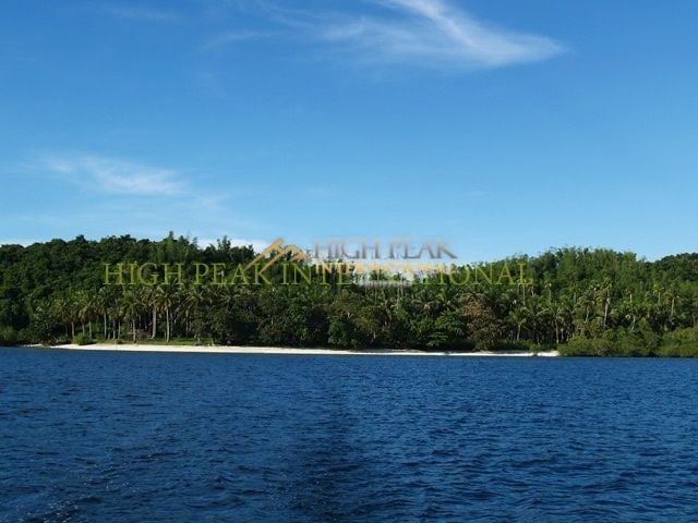 islands in Palawan thumbnail photo 10