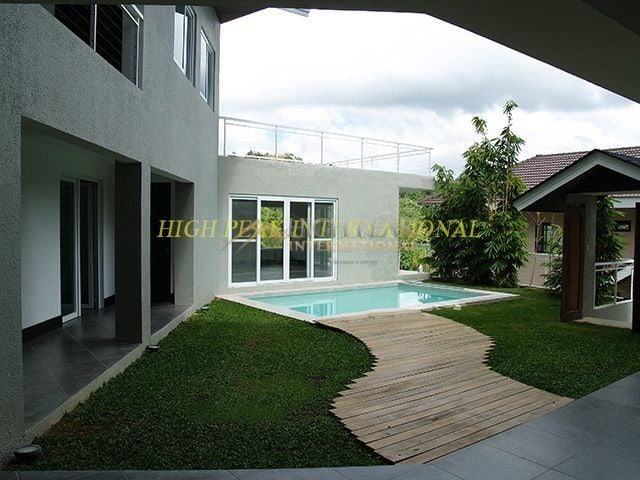 7 bedroom house & lot in Cebu City thumbnail photo 4