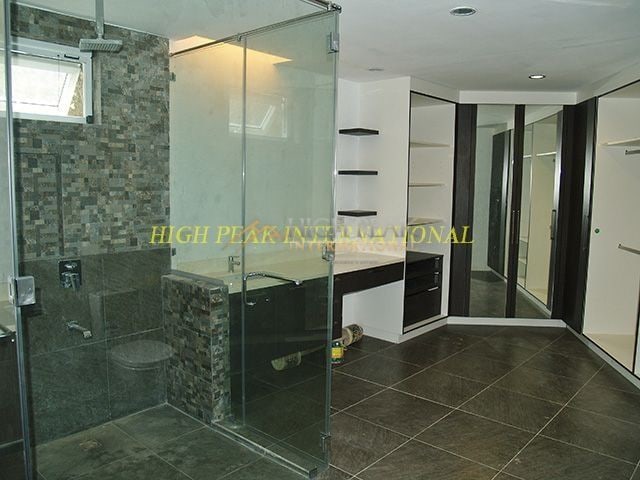 7 bedroom house & lot in Cebu City thumbnail photo 8