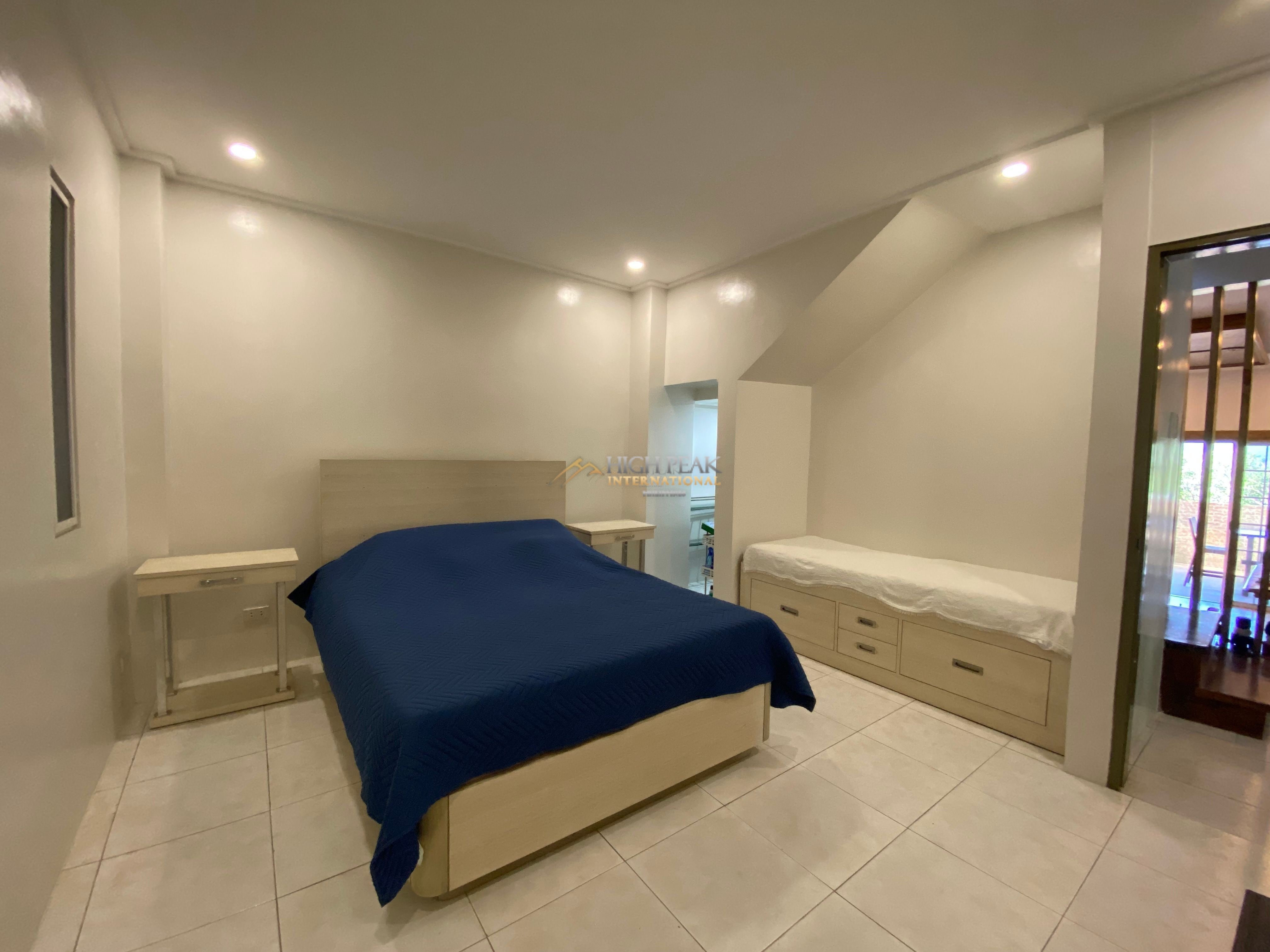 7 bedroom house & lot in Cebu City thumbnail photo 5