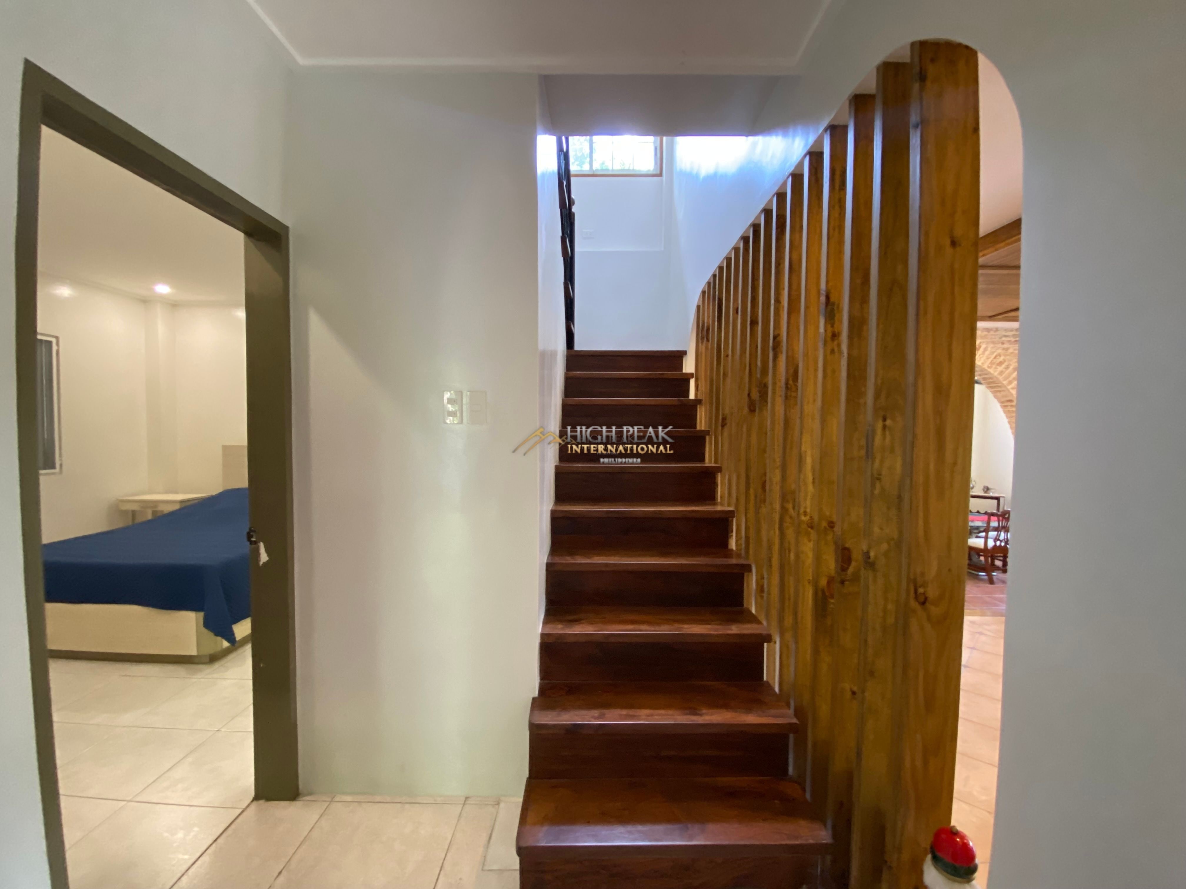 7 bedroom house & lot in Cebu City thumbnail photo 8
