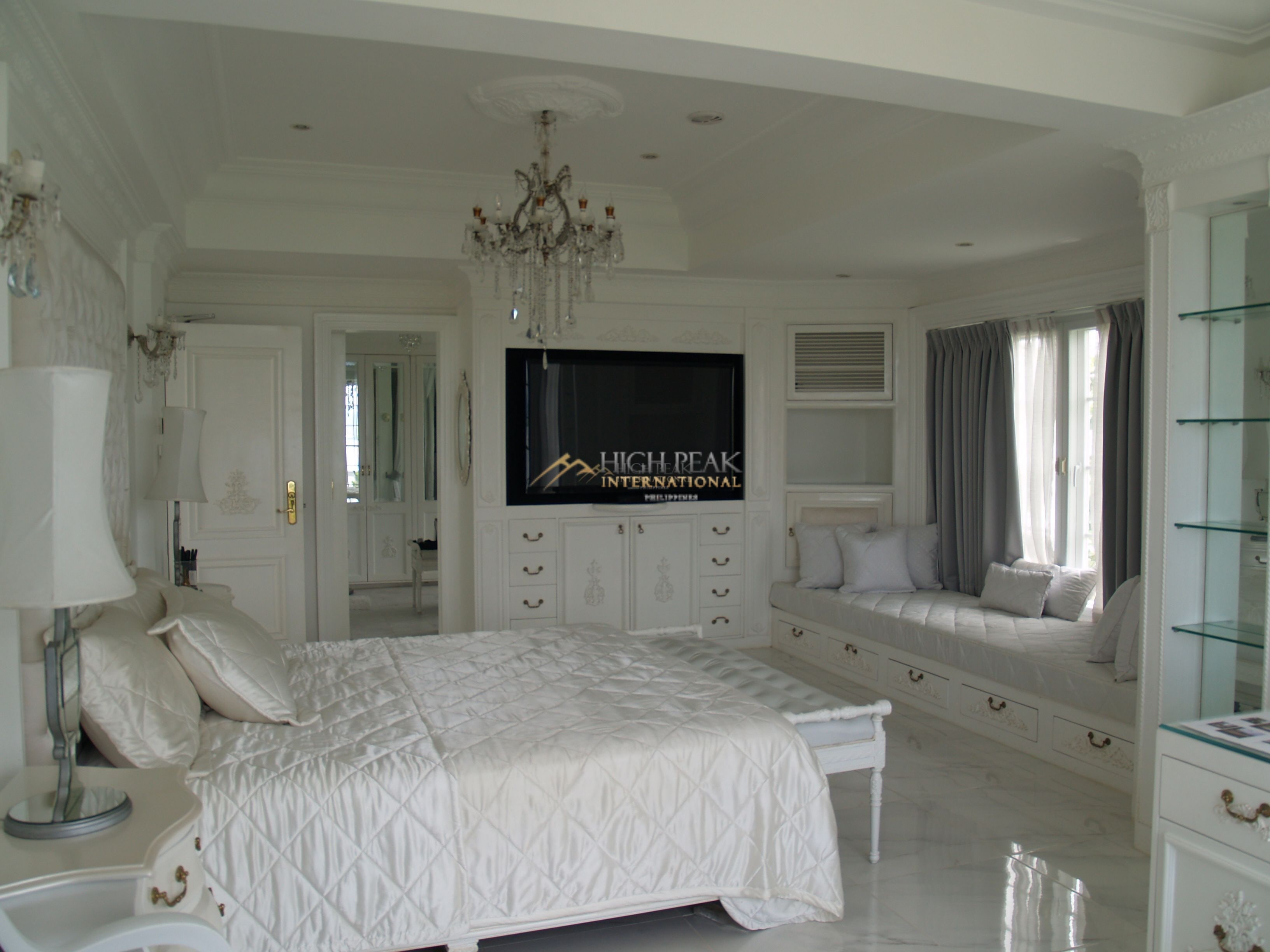 European-Style 5 Bedroom Home with Sea View in Amara, Liloan, photo 6