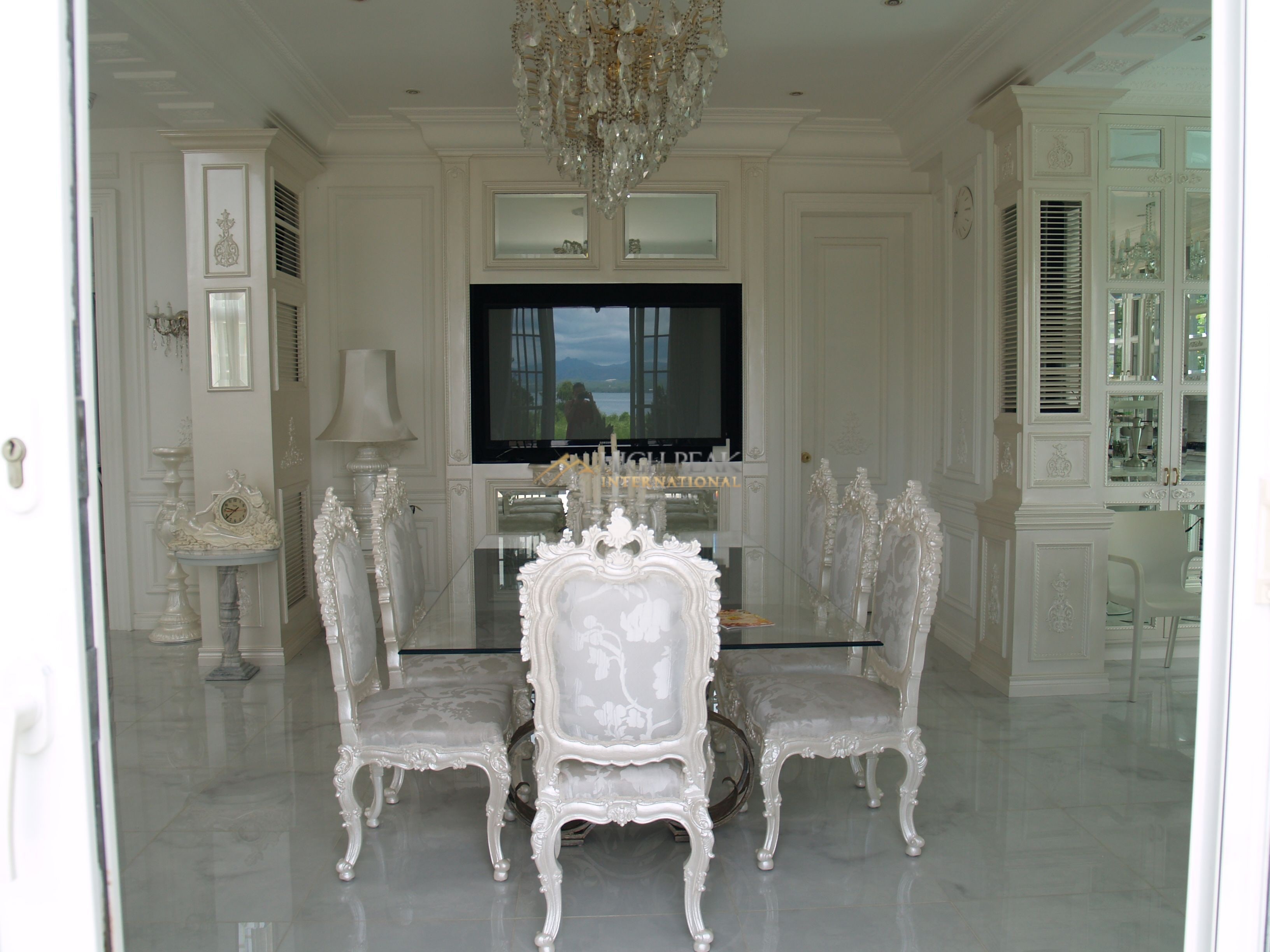 European-Style 5 Bedroom Home with Sea View in Amara, Liloan, photo 10