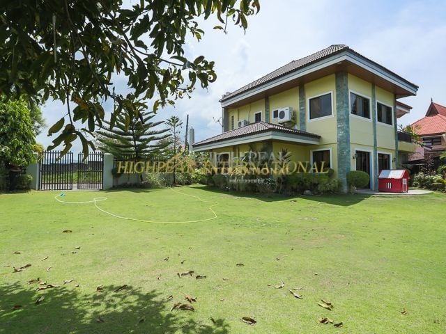 4 bedroom house & lot in Consolacion thumbnail photo 5