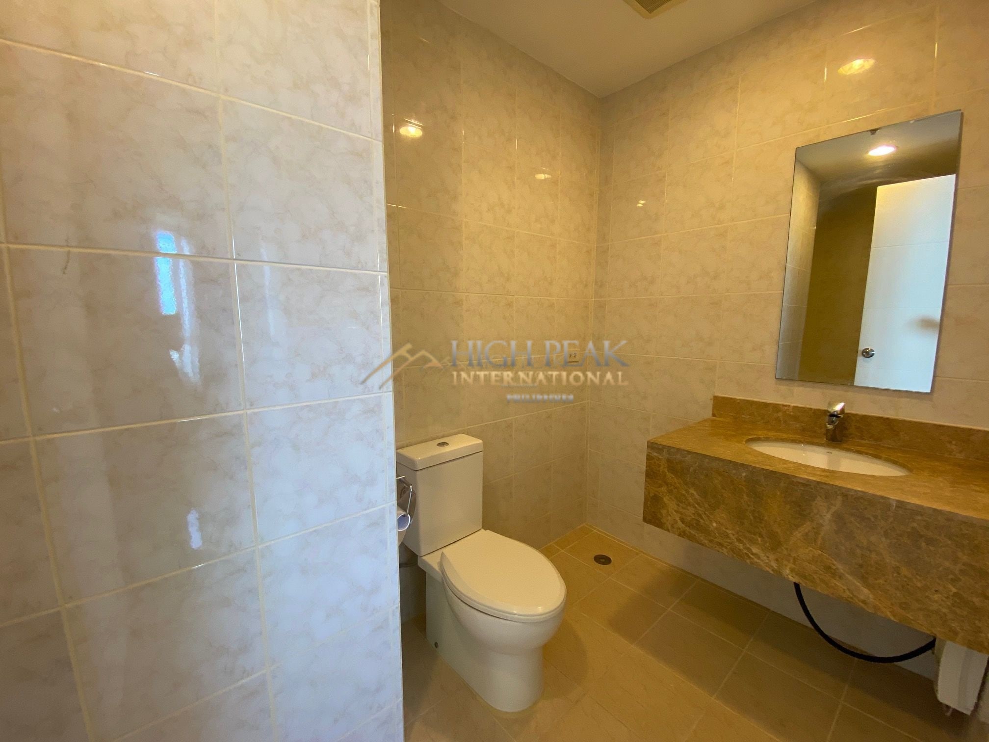 2 bedroom condominium in Cebu City thumbnail photo 5