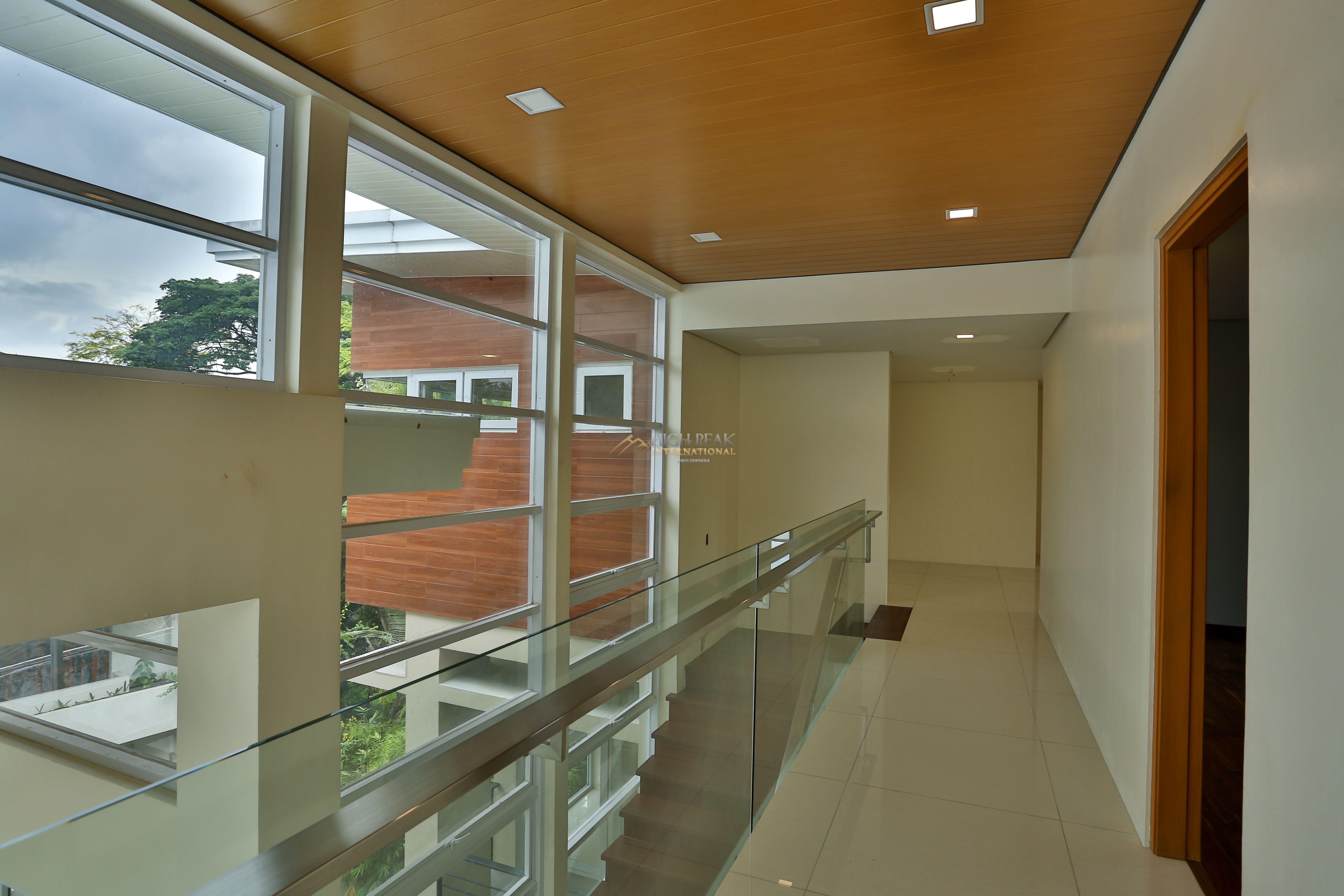 5 bedroom house & lot in Cebu City gallery preview photo 44