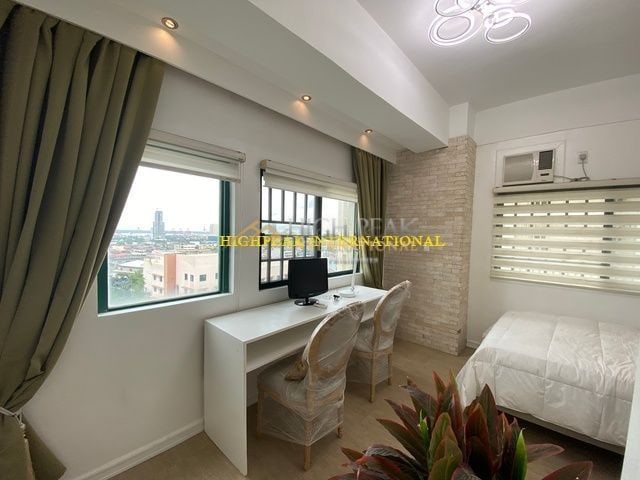 3 bedroom condominium in Cebu City thumbnail photo 9