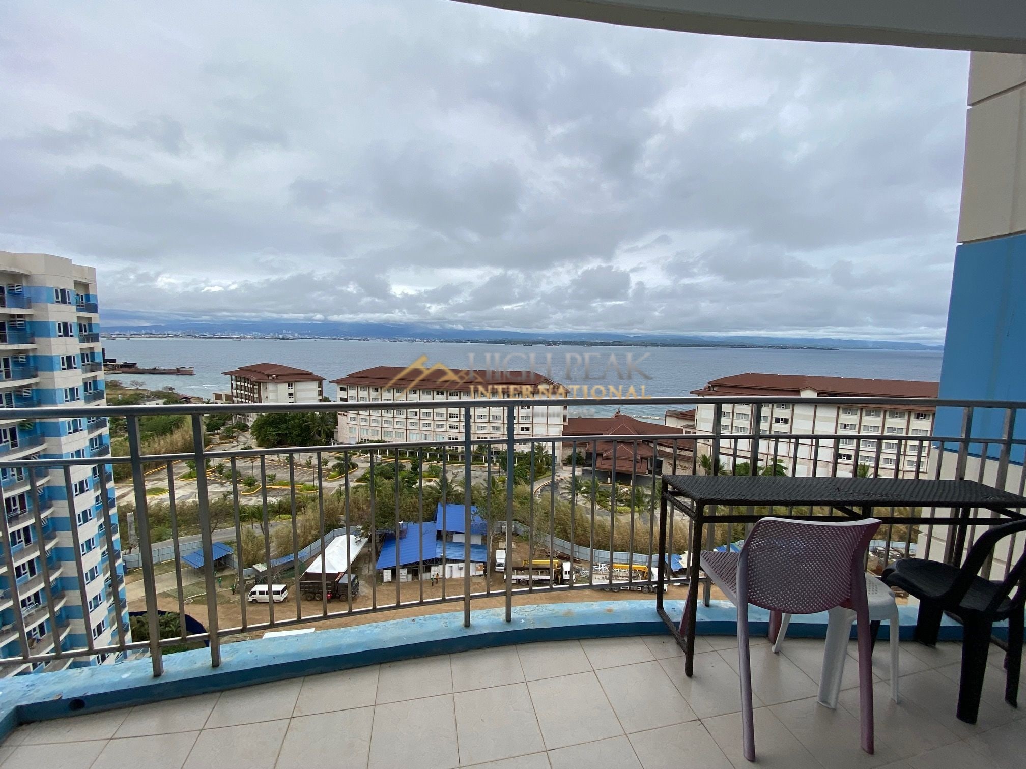 2 bedroom condominium in Mactan Island interior photo 1