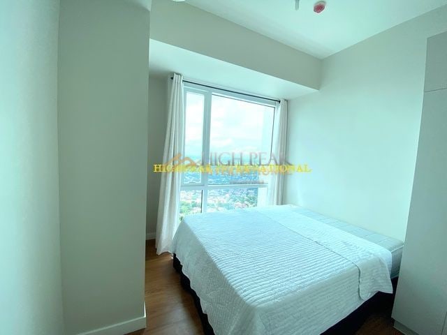 condominium in Cebu City thumbnail photo 4