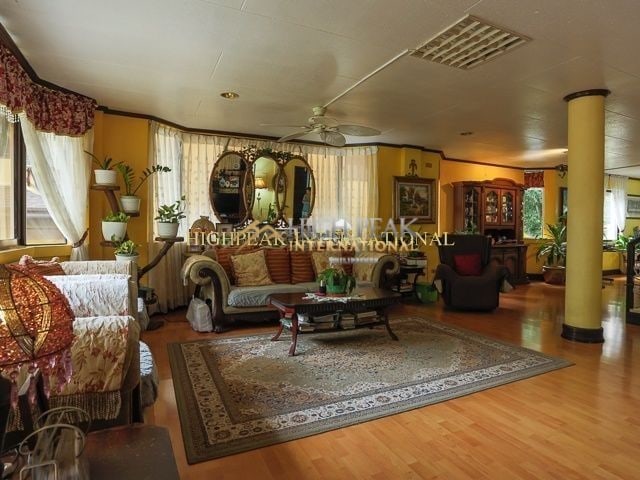 5 bedroom house & lot in Cebu City gallery preview photo 2