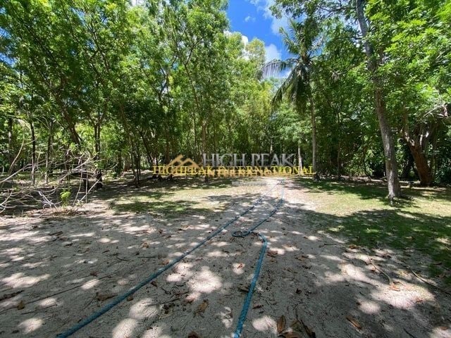 beach properties in San Remigio gallery preview photo 2