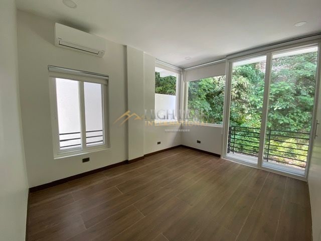 6 bedroom house & lot in Cebu City thumbnail photo 4