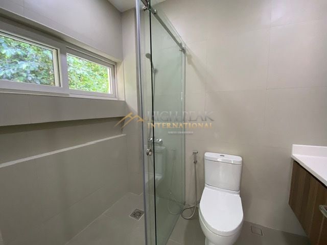 6 bedroom house & lot in Cebu City thumbnail photo 10