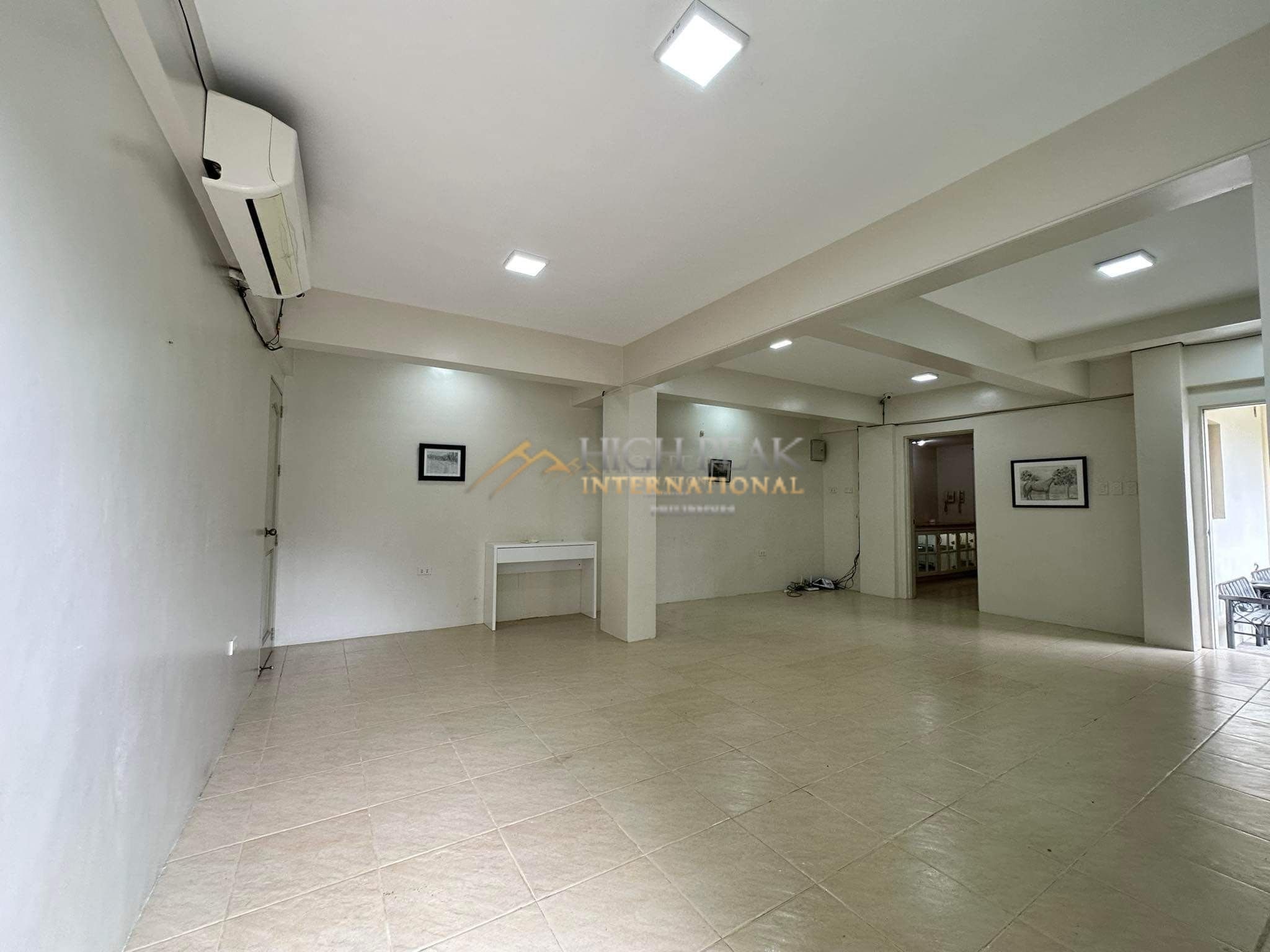 6 bedroom house & lot in Cebu City thumbnail photo 12