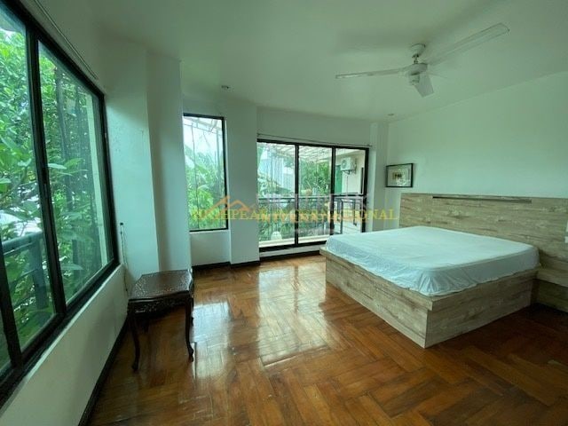 6 bedroom house & lot in Mactan Island thumbnail photo 3