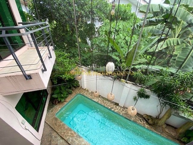 6 bedroom house & lot in Mactan Island thumbnail photo 11